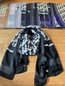 Szaliki damskie (uniwersalny/12szt)