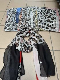 Szaliki damskie (uniwersalny/12szt)