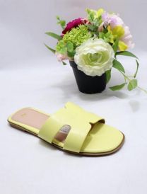 Klapki na płaskim (36-41/12P)