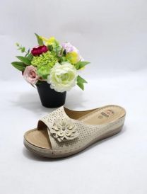 Klapki na koturnie  (36-42/12P)