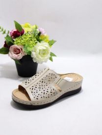 Klapki na koturnie (36-41/12P)