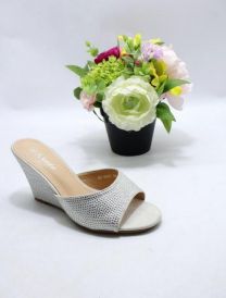 Klapki na koturnie (36-41/12P)