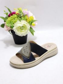 Klapki na koturnie (36-41/12P)