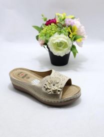 Klapki na koturnie (36-42/12P)