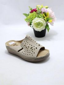 Klapki na koturnie (36-42/12P)