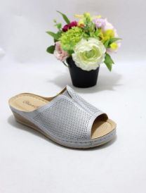 Klapki na koturnie (36-41/12P)