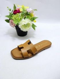 Klapki na płaskim (36-41/12P)