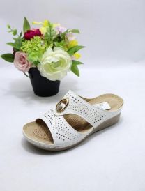 Klapki na koturnie (36-41/12P)