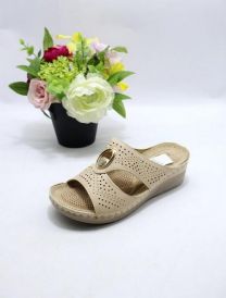 Klapki na koturnie (36-41/12P)