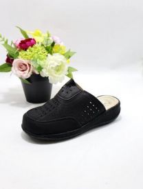 Klapki zakryte palce damskie (36-42/12P)