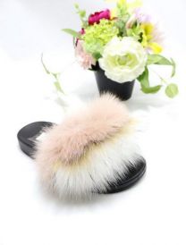 Klapki z futerkiem damskie(36-41/12P)