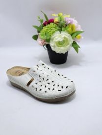 Klapki zakryte palce damskie (36-42/12P)