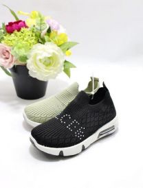 Buty sportowe wsuwane chłopięce i dziewczynka (25-30/24P)