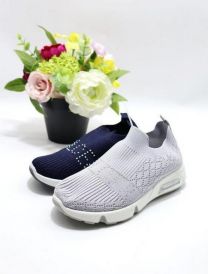 Buty sportowe wsuwane chłopięce i dziewczynka (31-36/24P)