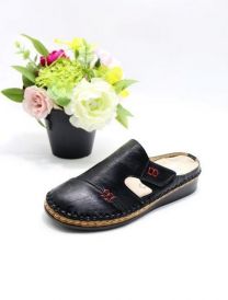 Klapki zakryte palce damskie (36-42/12P)