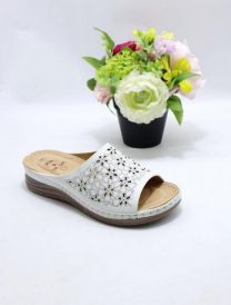 Klapki na koturnie  (36-42/12P)