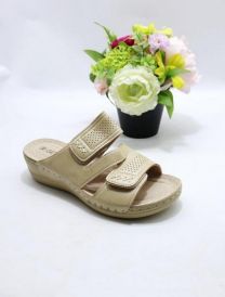 Klapki na koturnie  (36-41/12P)