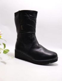  (39-43/8P)  Botki na obcasie