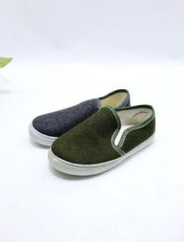 Trampki wsuwane chłopięce i dziewczynka (26-30/18P)