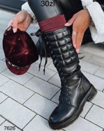 Botki na płaskim  (36-41/12P)