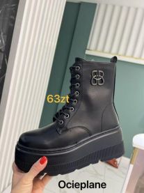 Botki na płaskim  (36-41/12P)