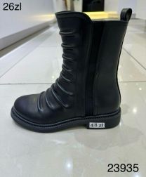 Botki na płaskim  (36-41/12P)