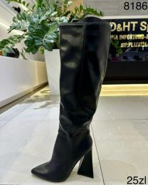 Kozaki na obcasie  (36-41/12P)