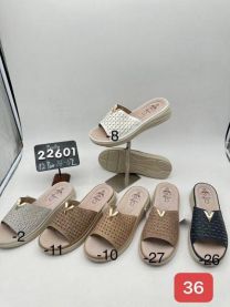 Klapki na koturnie (36-42/12P)