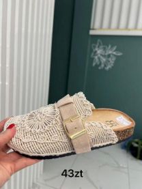 Klapki zakryte palce damskie (36-41/12P)