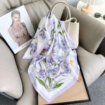 Chusta Damska (70x70/12szt)