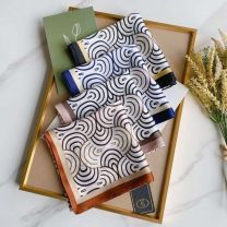 Chusta Damska (70x70/12szt)