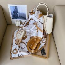 Chusta Damska (70x70/12szt)