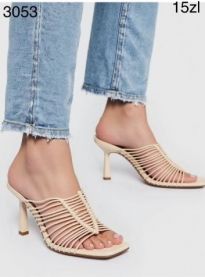 Klapki na obcasie (36-41/12P)