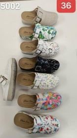 Klapki zakryte palce damskie (36-41/12P)