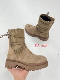 Botki na płaskim  (36-41/12P)
