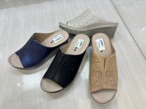 Klapki na koturnie (36-41/12P)