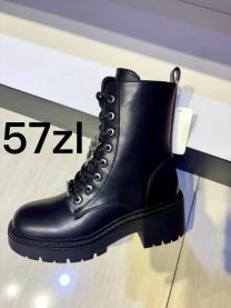 Botki na płaskim  (36-41/12P)