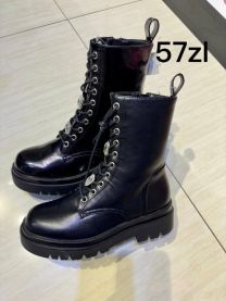 Botki na płaskim  (36-41/12P)