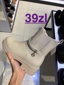 Botki na płaskim  (36-41/12P)