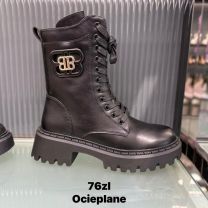 Botki na płaskim  (36-41/12P)