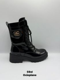 Botki na płaskim  (36-41/12P)