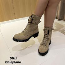 Botki na płaskim  (36-41/12P)