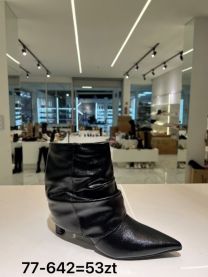 Botki na szpilce  (36-41/12P)