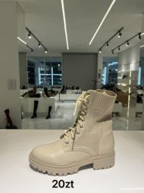 Botki na płaskim  (36-41/12P)