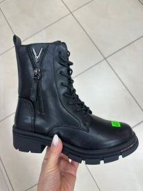 Botki na płaskim  (36-41/12P)