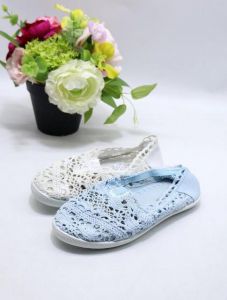 Trampki wsuwane dziewczynka (30-35/18P)