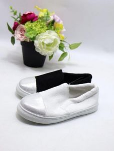 Trampki wsuwane dziewczynka (30-35/18P)