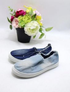 Trampki wsuwane dziewczynka (30-35/18P)